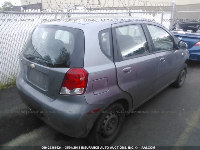 KL1TD66677B788457 - 2007 CHEVROLET AVEO LS GRAY photo 4