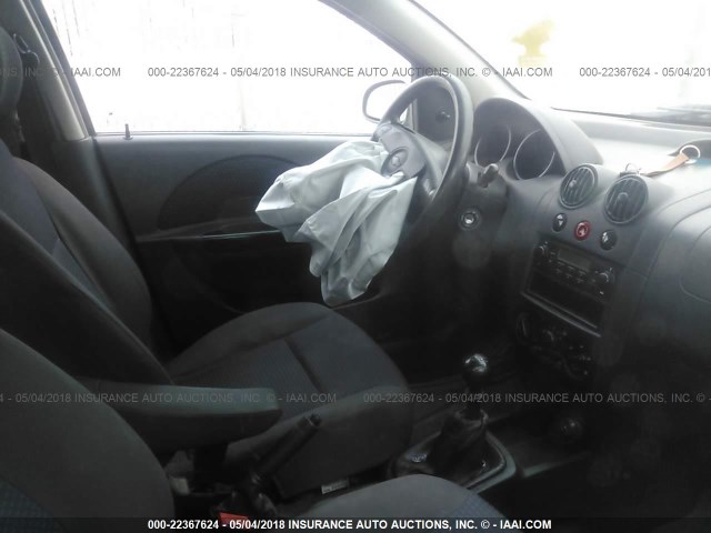 KL1TD66677B788457 - 2007 CHEVROLET AVEO LS GRAY photo 5