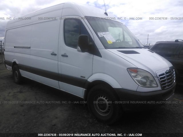 WDYPE845675212925 - 2007 FREIGHTLINER Sprinter 2500 WHITE photo 1