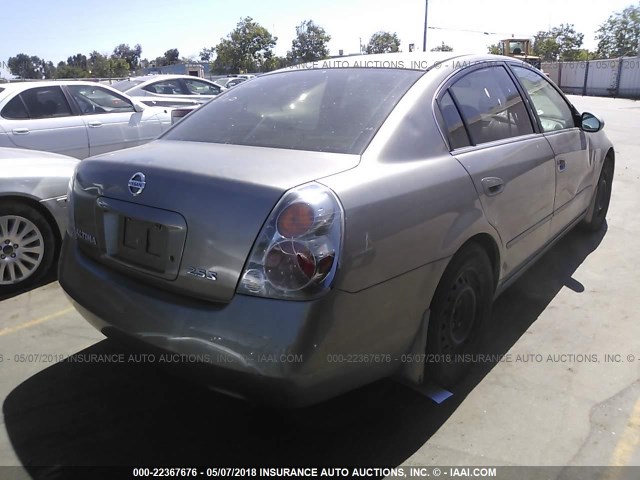 1N4AL11D94C194038 - 2004 NISSAN ALTIMA S/SL GOLD photo 4