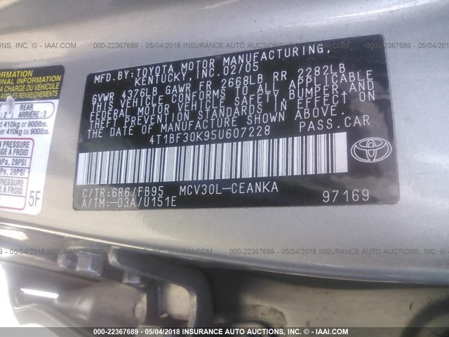 4T1BF30K95U607228 - 2005 TOYOTA CAMRY LE/XLE/SE 灰色 照片 9