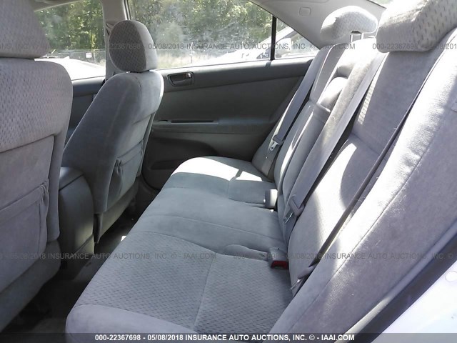 4T1BE30K14U363723 - 2004 TOYOTA CAMRY LE/XLE/SE თეთრი ფოტო 8