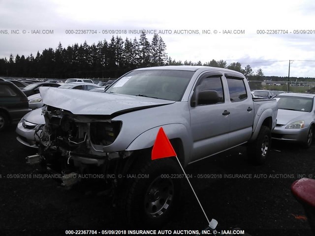 5TELU42N36Z151019 - 2006 TOYOTA TACOMA DOUBLE CAB ვერცხლისფერი ფოტო 2