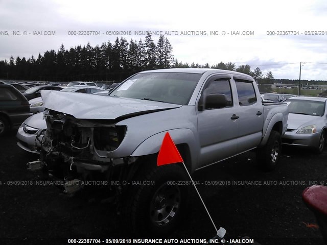 5TELU42N36Z151019 - 2006 TOYOTA TACOMA DOUBLE CAB SILVER photo 2