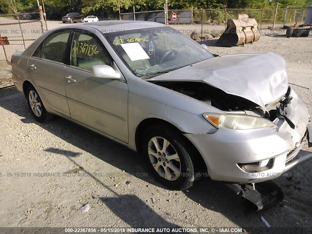 4T1BE30K25U594180 - 2005 TOYOTA CAMRY LE/XLE/SE 灰色 照片 1