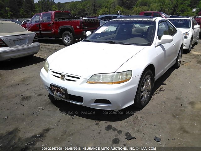 1HGCG22521A017490 - 2001 HONDA ACCORD EX WHITE photo 6