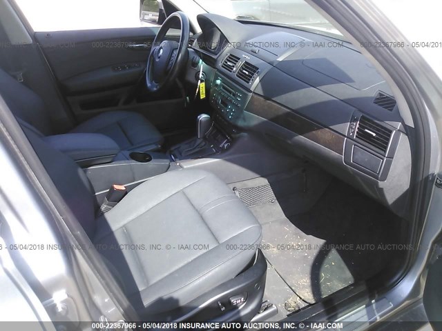 WBXPC93428WJ17633 - 2008 BMW X3 3.0SI GRAY photo 5