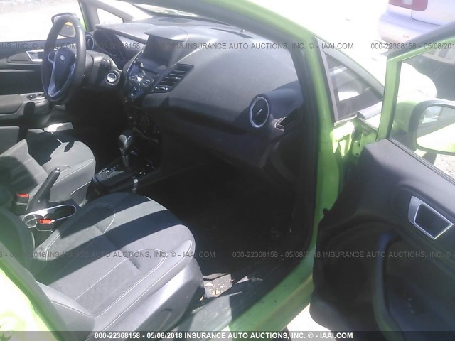 3FADP4BJ1FM153573 - 2015 FORD FIESTA SE GREEN photo 5