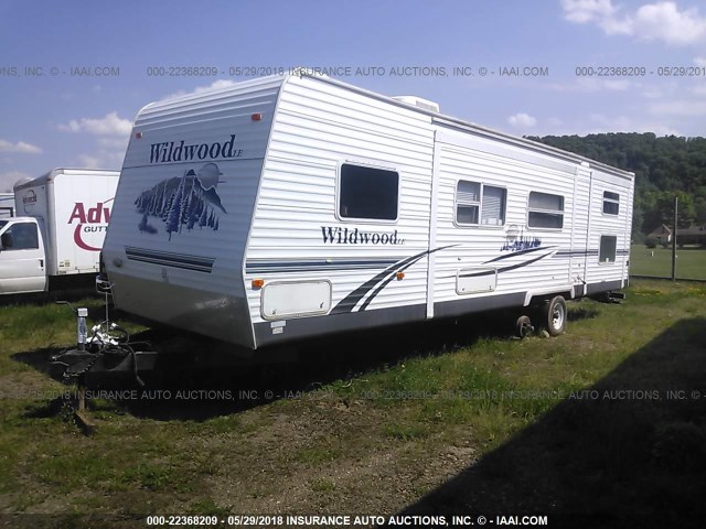 4X4TWDF256A239410 - 2008 FOREST RIVER WILDWOOD  白色 照片 2