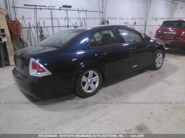 3FAHP07Z19R117737 - 2009 FORD FUSION SE BLUE photo 4