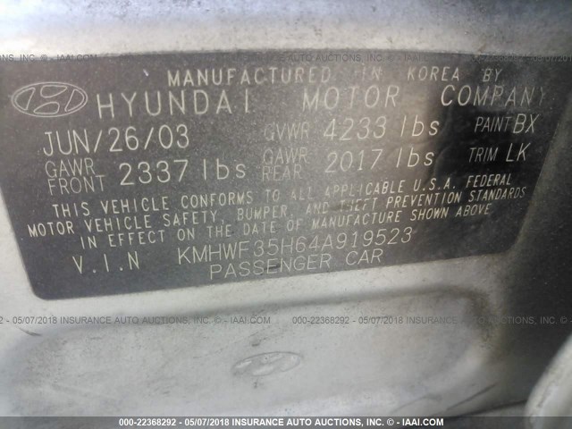 KMHWF35H64A919523 - 2004 HYUNDAI SONATA GLS/LX SILVER photo 9