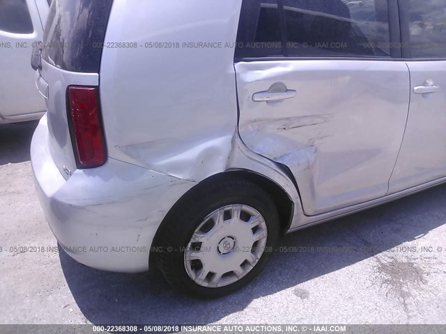 JTLKE50E091074887 - 2009 TOYOTA SCION XB SILVER photo 6