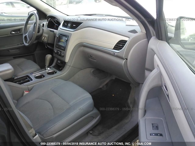 1GNKRFED7DJ217971 - 2013 CHEVROLET TRAVERSE LS BLUE photo 5