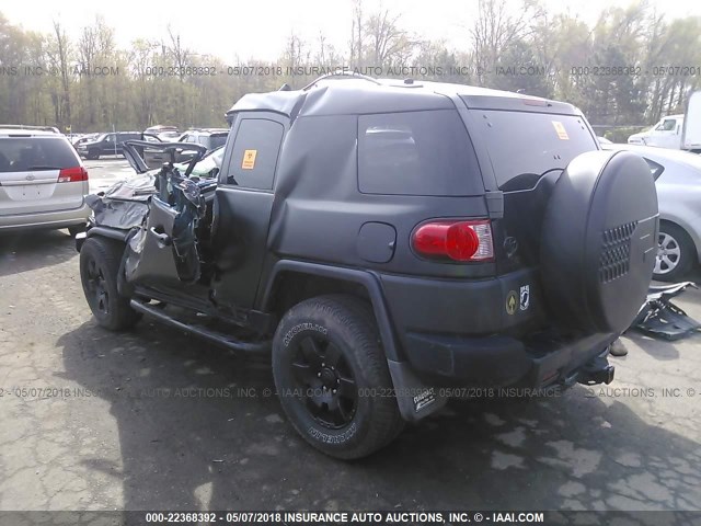 JTEBU11F670018160 - 2007 TOYOTA FJ CRUISER BLACK photo 3