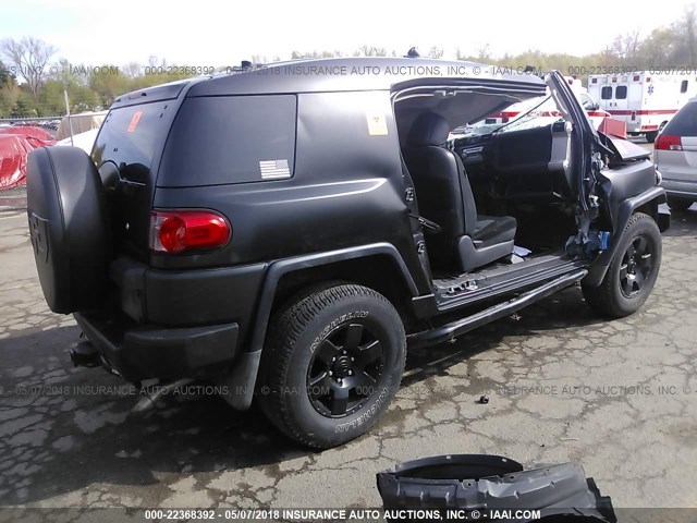 JTEBU11F670018160 - 2007 TOYOTA FJ CRUISER BLACK photo 4