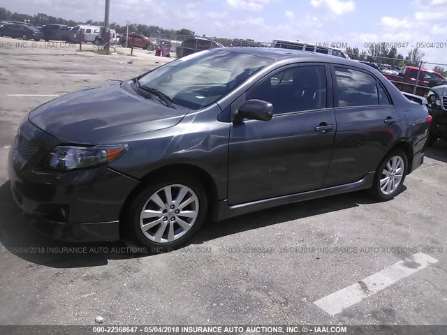 2T1BU40E79C162372 - 2009 TOYOTA COROLLA S/LE/XLE GRAY photo 2