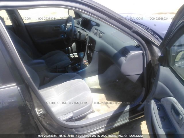 4T1BG22K2YU732113 - 2000 TOYOTA CAMRY CE/LE/XLE 灰色 照片 5