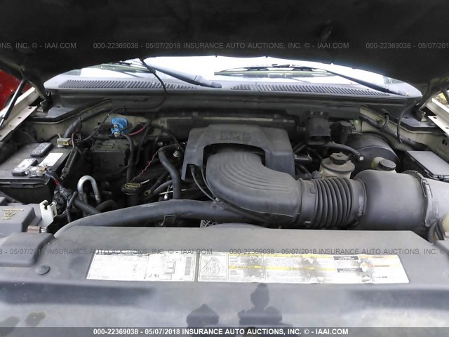 1FMFU16L31LA66446 - 2001 FORD EXPEDITION XLT ბეჟი ფოტო 10