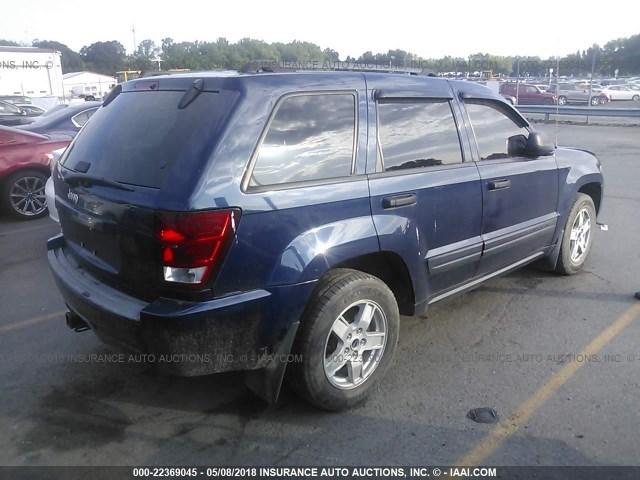 1J4HR48N26C236621 - 2006 JEEP GRAND CHEROKEE LAREDO/COLUMBIA/FREEDOM BLUE photo 4