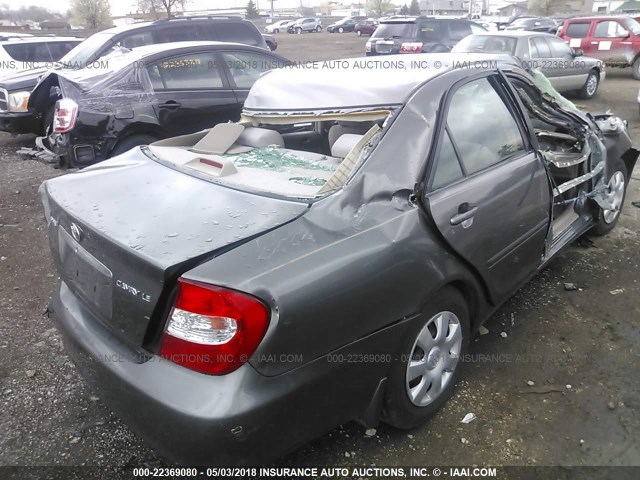 4T1BE32K53U725208 - 2003 TOYOTA CAMRY LE/XLE/SE GRAY photo 4