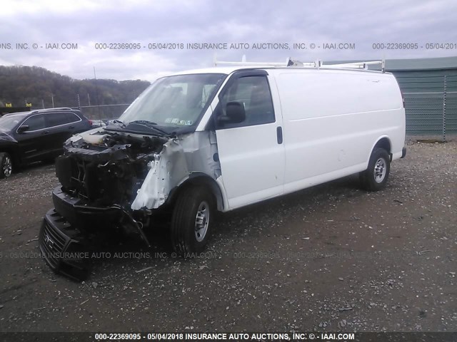 1GTW7GCG6E1121656 - 2014 GMC SAVANA G2500 WHITE photo 2