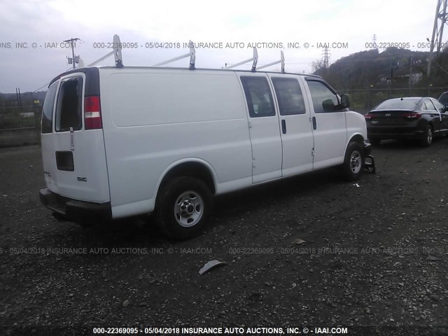 1GTW7GCG6E1121656 - 2014 GMC SAVANA G2500 WHITE photo 4