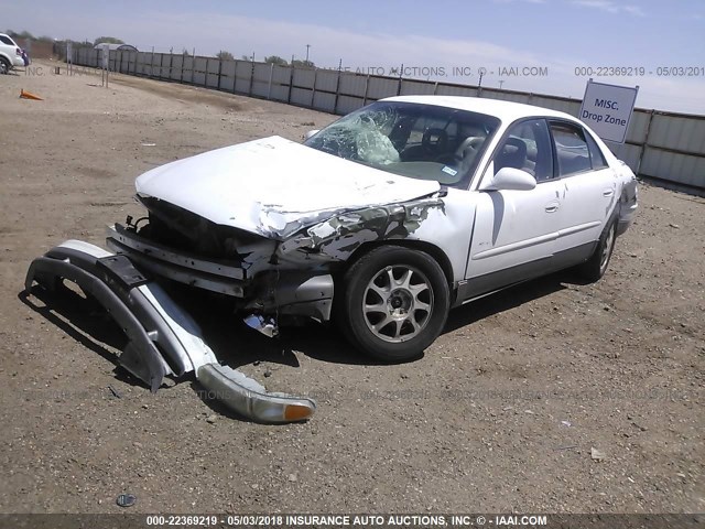 2G4WF5213V1408009 - 1997 BUICK REGAL GS WHITE photo 2