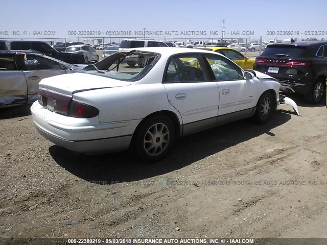 2G4WF5213V1408009 - 1997 BUICK REGAL GS WHITE photo 4