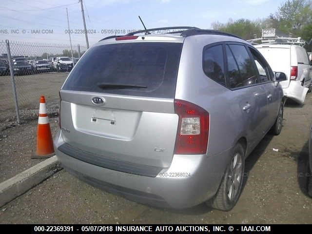 KNAFG525187218430 - 2008 KIA RONDO LX/EX SILVER photo 4