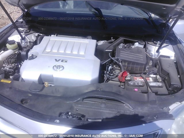 4T1BK3EK5BU627301 - 2011 TOYOTA CAMRY SE/LE/XLE ვერცხლისფერი ფოტო 10