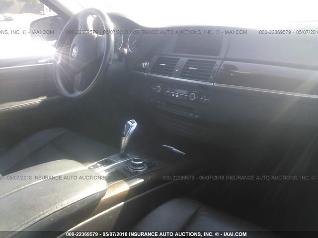 5UXZW0C55CL674983 - 2012 BMW X5 XDRIVE35D GRAY photo 5