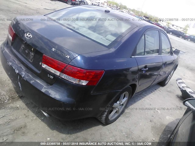 5NPEU46F17H254925 - 2007 HYUNDAI SONATA SE/LIMITED BLUE photo 4