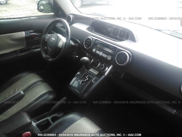 JTLKE50E381001494 - 2008 TOYOTA SCION XB 黑色 照片 5