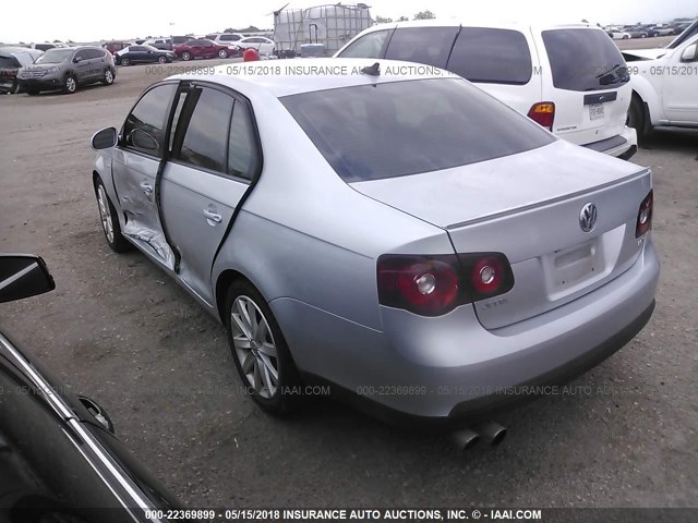 3VWRJ7AJ6AM056458 - 2010 VOLKSWAGEN JETTA WOLFSBURG 银色 照片 3