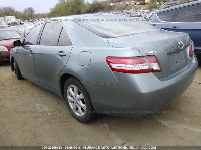 4T1BF3EK2BU648093 - 2011 TOYOTA CAMRY SE/LE/XLE GREEN photo 3