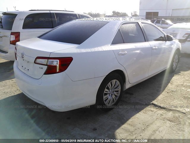 4T4BF1FK5DR285932 - 2013 TOYOTA CAMRY L/SE/LE/XLE 白色 照片 4
