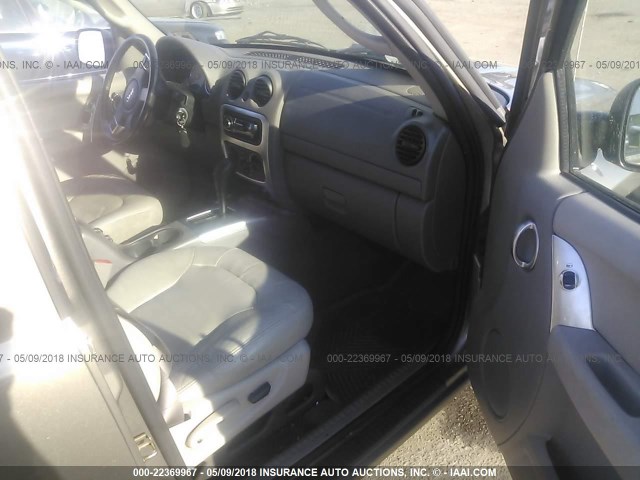 1J4GL38K13W576270 - 2003 JEEP LIBERTY RENEGADE GOLD photo 5