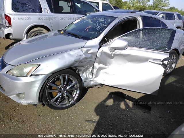 JTHBK262585059811 - 2008 LEXUS IS 250 SILVER photo 6