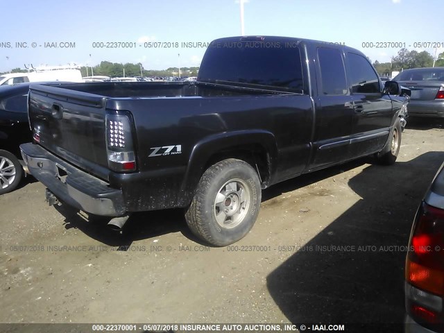 1GTEK19B55E144714 - 2005 GMC NEW SIERRA K1500 GRAY photo 4