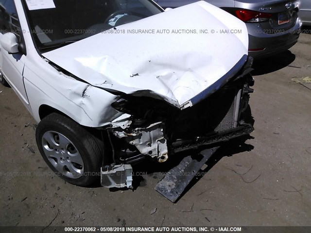 KNAFE221895597313 - 2009 KIA SPECTRA EX/LX/SX WHITE photo 6