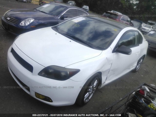 JTKDE177X70216856 - 2007 TOYOTA SCION TC WHITE photo 2