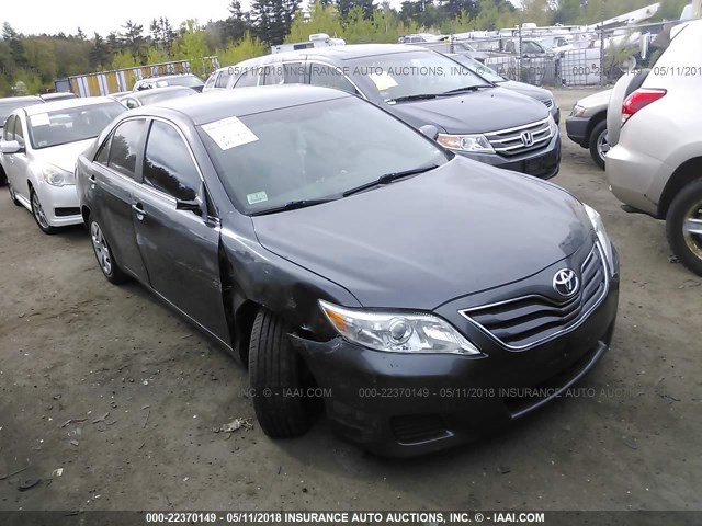 4T4BF3EK7AR065670 - 2010 TOYOTA CAMRY SE/LE/XLE GRAY photo 1