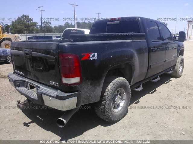 1GTHK23638F167843 - 2008 GMC SIERRA K2500 HEAVY DUTY BLACK photo 4