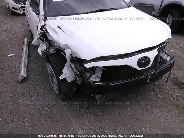 4T1BF3EK8BU752927 - 2011 TOYOTA CAMRY SE/LE/XLE თეთრი ფოტო 6