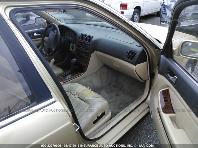 JH4KA7672MC005822 - 1991 ACURA LEGEND LS GOLD photo 5