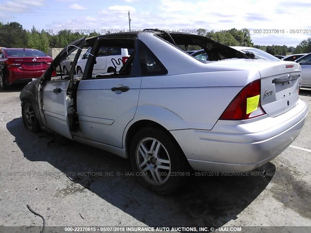 1FAFP3432YW276707 - 2000 FORD FOCUS SE/SE SPORT GRAY photo 3