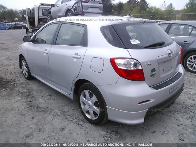 2T1KE40E89C011148 - 2009 TOYOTA COROLLA MATRIX S SILVER photo 3