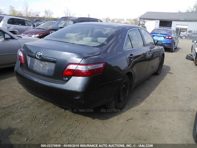 4T1BE46K07U182906 - 2007 TOYOTA CAMRY NEW GENERAT CE/LE/XLE/SE GRAY photo 4
