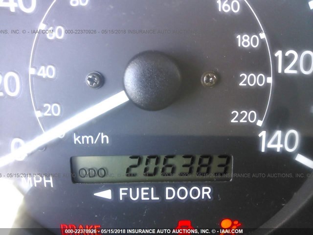 4T1BF28K41U972215 - 2001 TOYOTA CAMRY LE/XLE WHITE photo 7