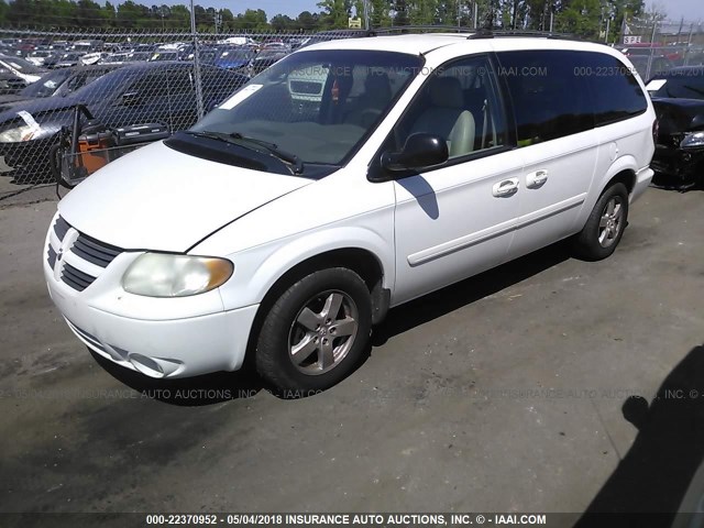 2D4GP44LX5R287918 - 2005 DODGE GRAND CARAVAN SXT WHITE photo 2